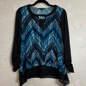 Zach & Rachel Elegant Chevron Blue and Black Women's Blouse